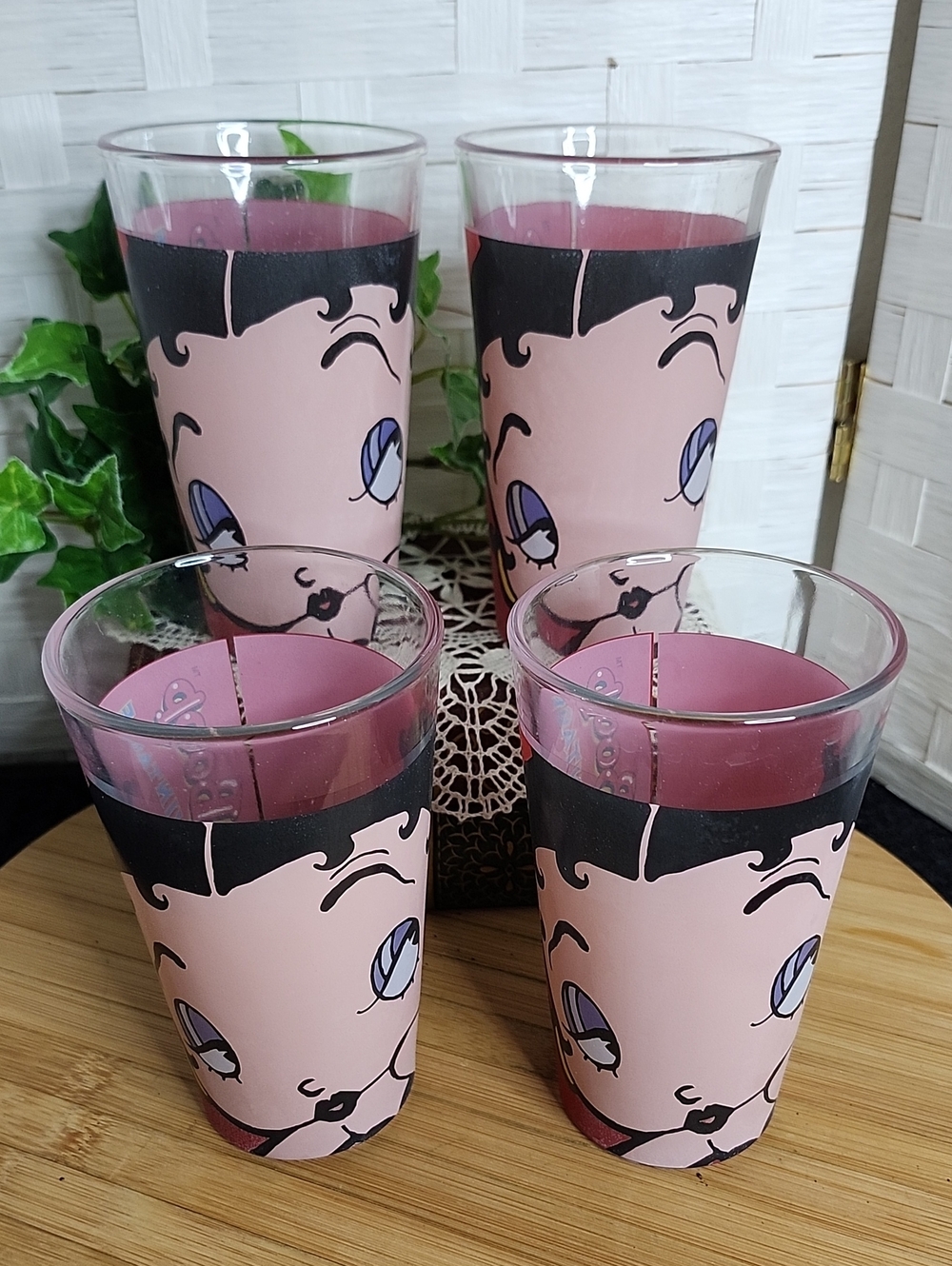 👉*NEW VTG* 4 BETTY BOOP 16OZ DRINKING GLASSES IN ORIGINAL BOX ~ICONIC ANIMATION